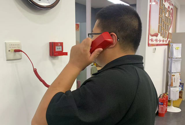商場(chǎng)消防電話有雜音的原因和維修